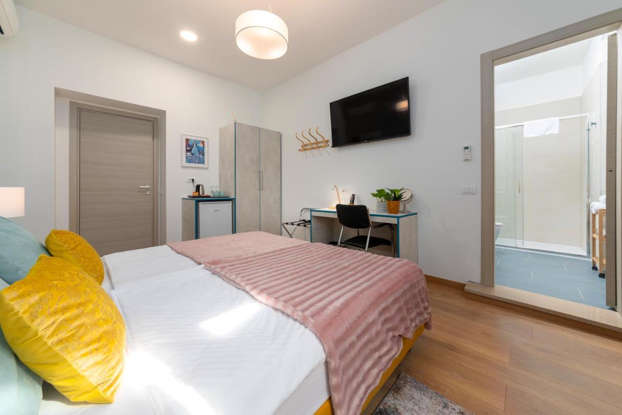 Polesana Rooms พูลา ภายนอก รูปภาพ