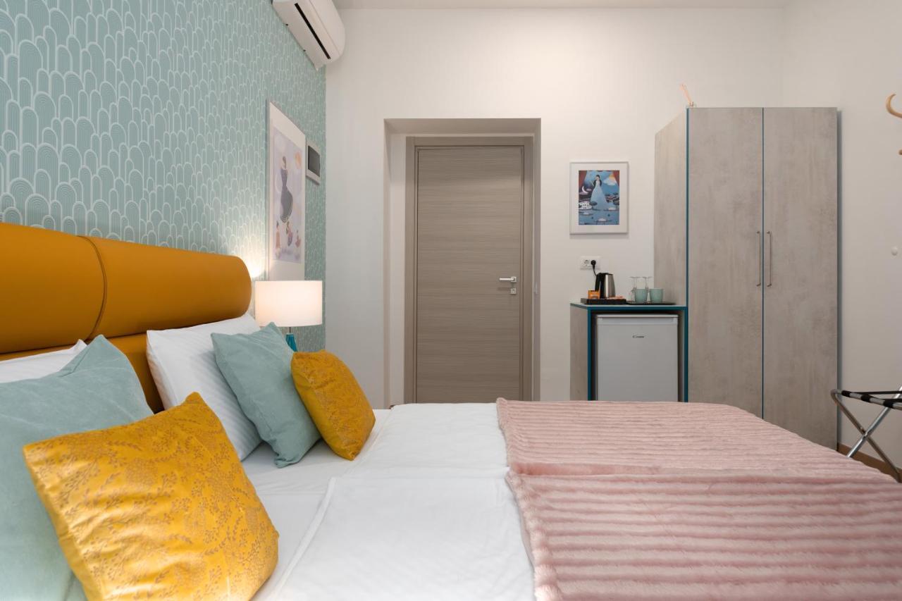 Polesana Rooms พูลา ภายนอก รูปภาพ