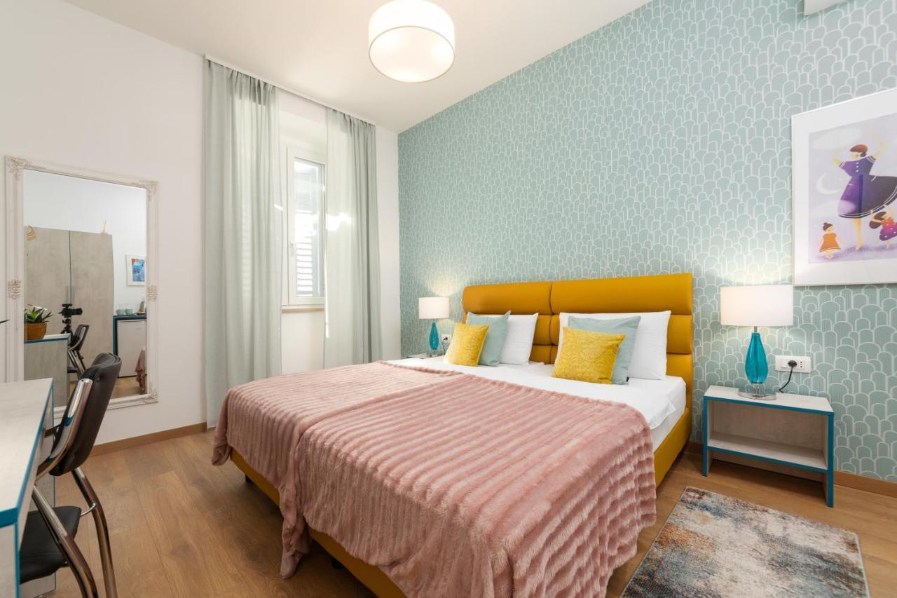 Polesana Rooms พูลา ภายนอก รูปภาพ