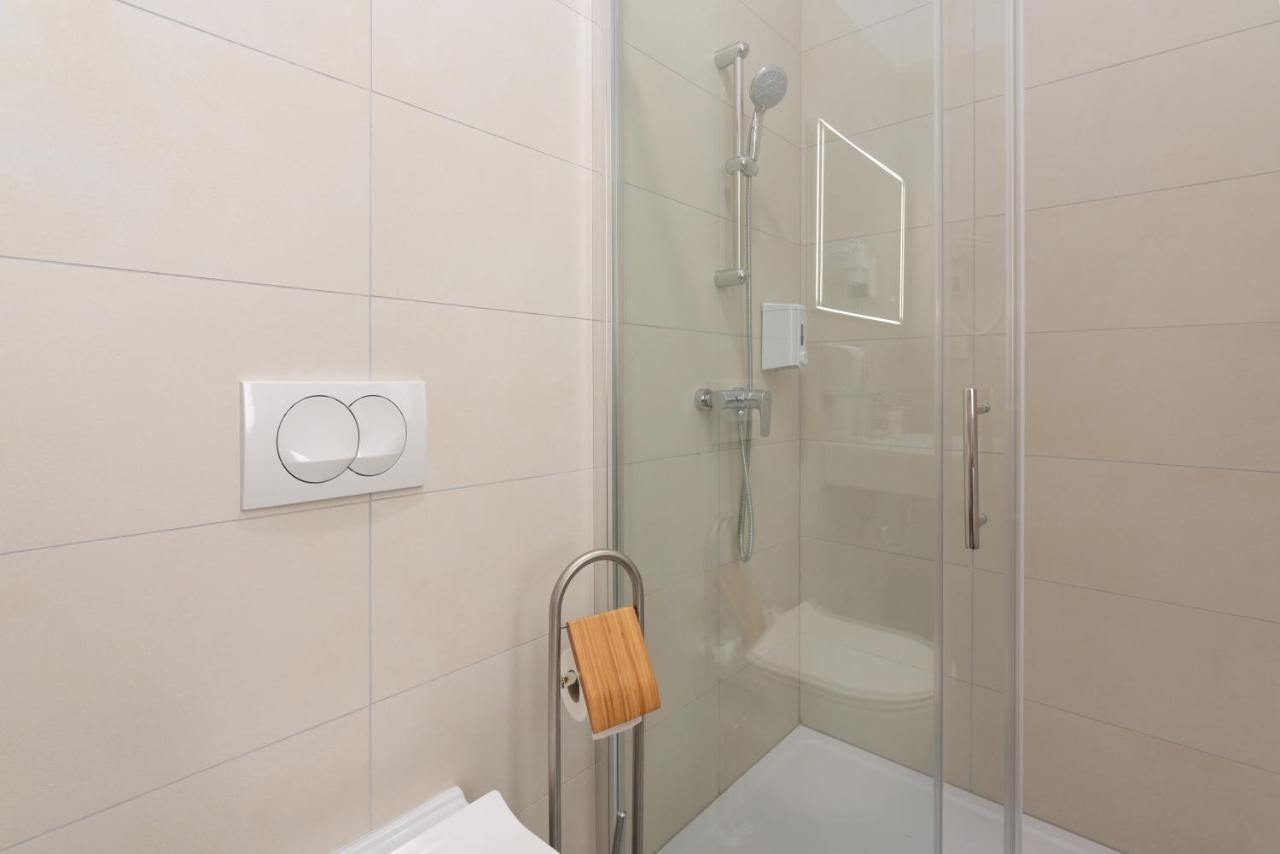 Polesana Rooms พูลา ภายนอก รูปภาพ