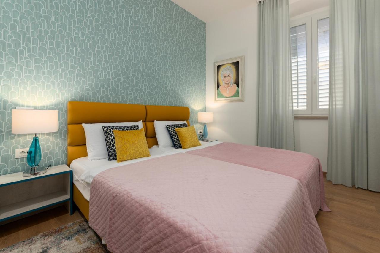 Polesana Rooms พูลา ภายนอก รูปภาพ