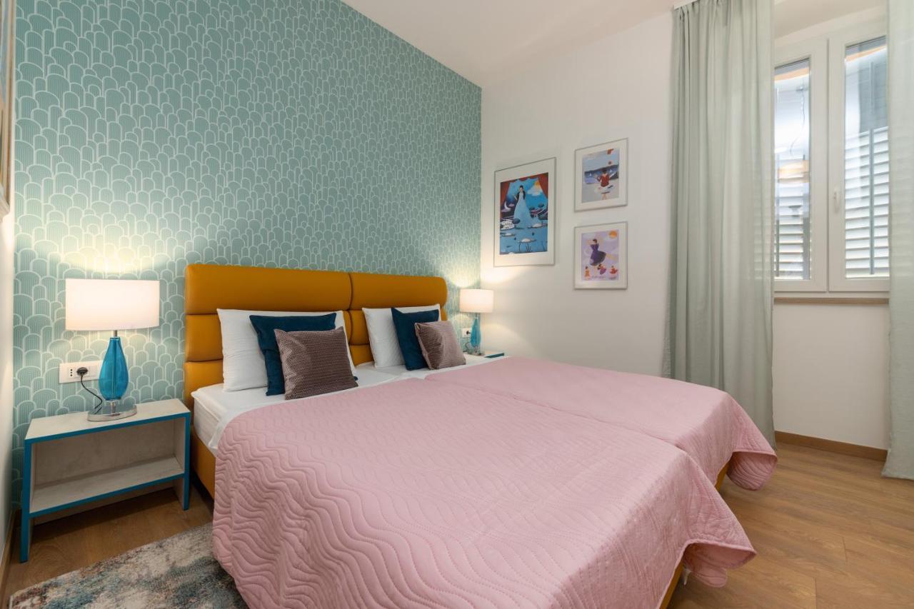Polesana Rooms พูลา ภายนอก รูปภาพ